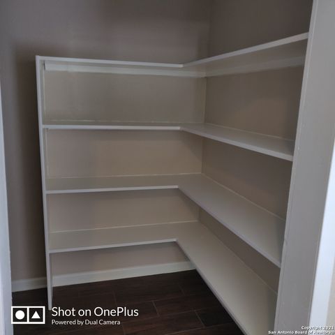 215 bradford, San Antonio, TX 78228