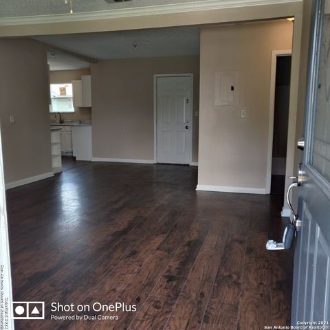 215 bradford, San Antonio, TX 78228