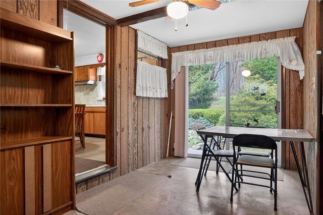 1461 Lynnwood Dr, Hermitage, PA 16148