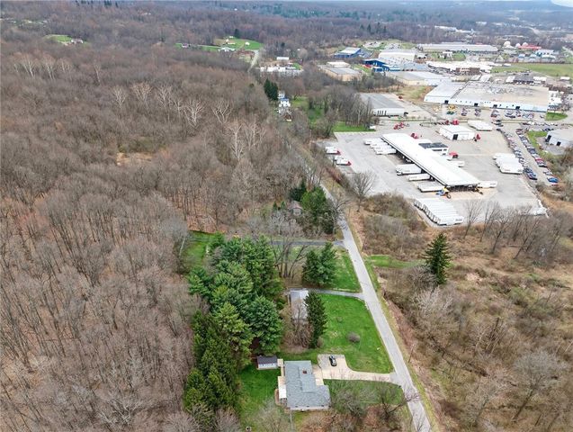 1461 Lynnwood Dr, Hermitage, PA 16148