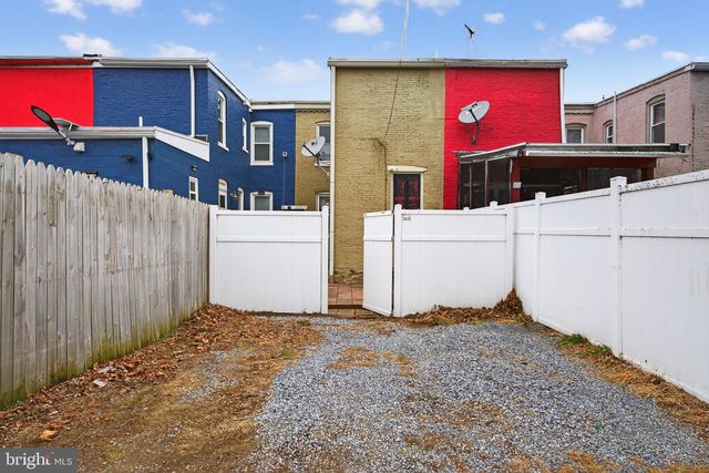 742 E FULTON ST, Lancaster, PA 17602