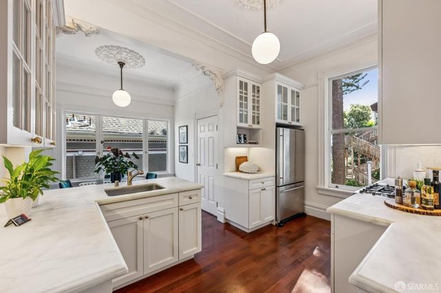 504 Cole Street, San Francisco, CA 94117