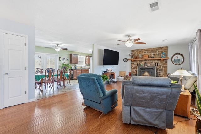 4 Belair Drive, Conway, AR 72034