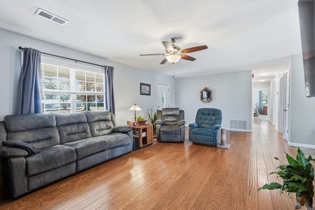 4 Belair Drive, Conway, AR 72034