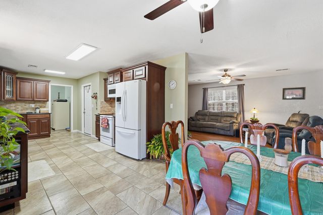 4 Belair Drive, Conway, AR 72034