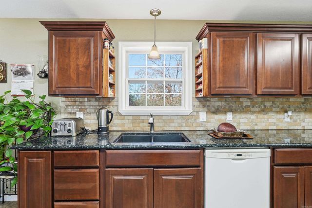 4 Belair Drive, Conway, AR 72034