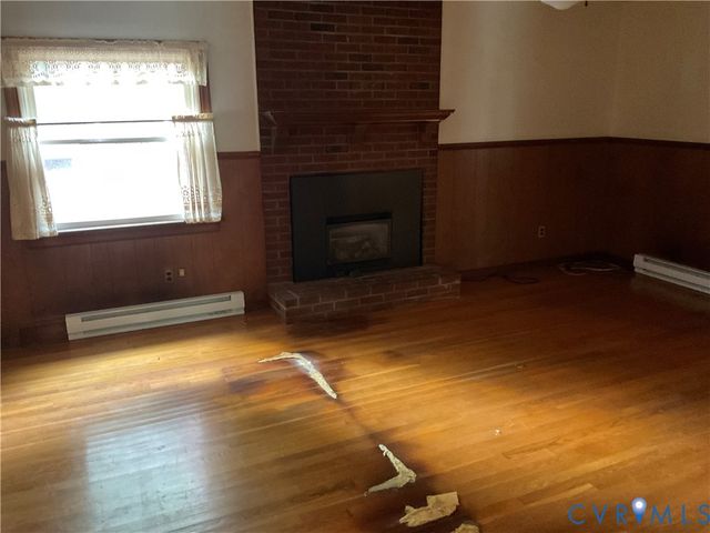 7907 Topaz Rd, Henrico, VA 23228