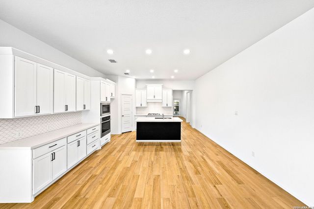 12323 Aurora Basin, San Antonio, TX 78254