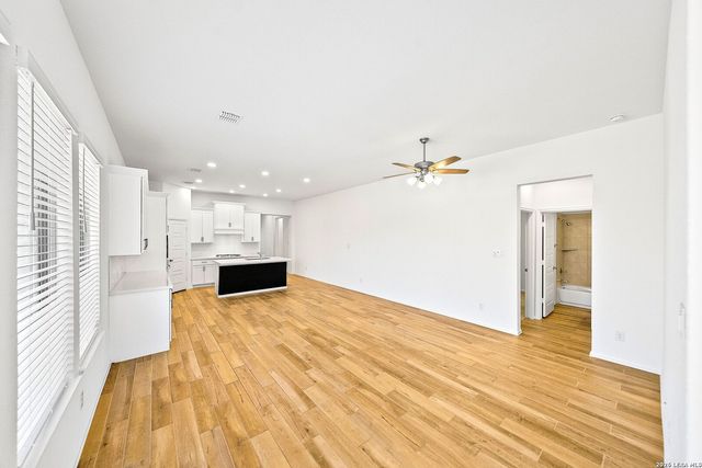 12323 Aurora Basin, San Antonio, TX 78254