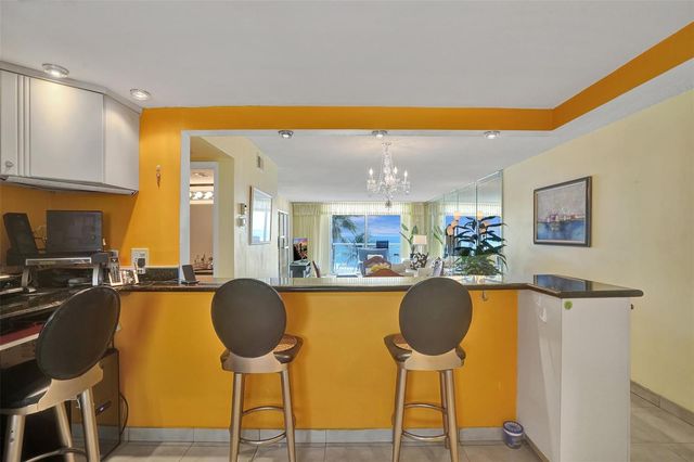 1051 Hillsboro Mile 307e, Hillsboro Beach, FL 33062