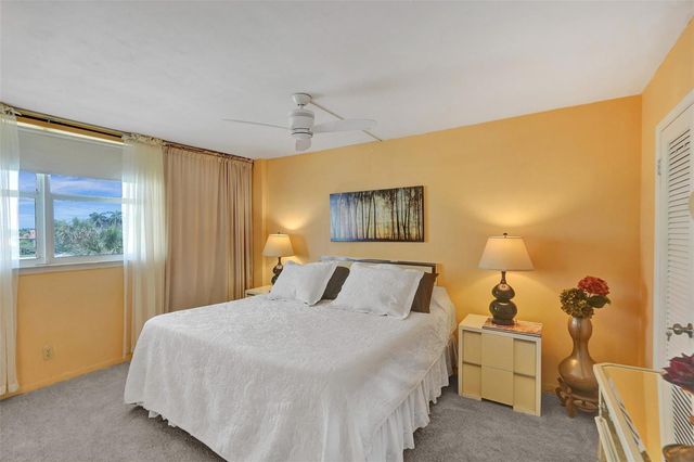 1051 Hillsboro Mile 307e, Hillsboro Beach, FL 33062