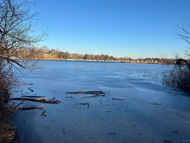 753 Vaniman Island Drive, Brooklyn, MI 49230