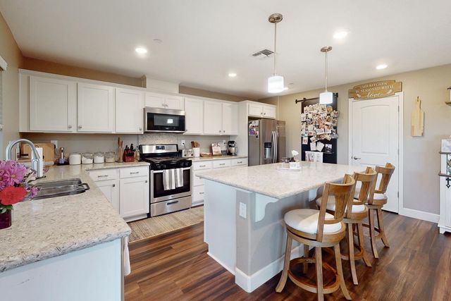 9330 Randie Ct, Live Oak, CA 95953