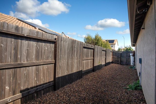 9330 Randie Ct, Live Oak, CA 95953