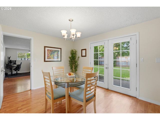 405 Sw ELMWOOD Ave, Mc Minnville, OR 97128