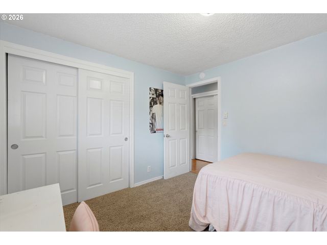 405 Sw ELMWOOD Ave, Mc Minnville, OR 97128