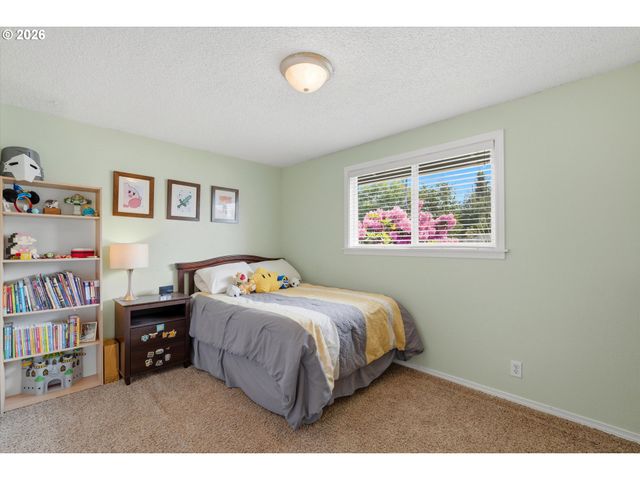 405 Sw ELMWOOD Ave, Mc Minnville, OR 97128