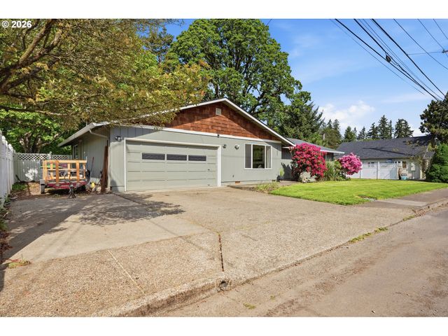 405 Sw ELMWOOD Ave, Mc Minnville, OR 97128