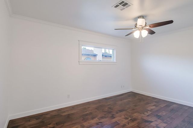 5328 E Pinchot Avenue, Phoenix, AZ 85018