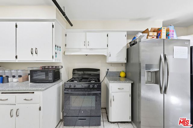 522 W Vernon Avenue, Los Angeles, CA 90037