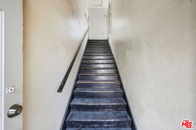 522 W Vernon Avenue, Los Angeles, CA 90037