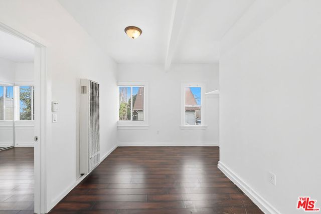 522 W Vernon Avenue, Los Angeles, CA 90037