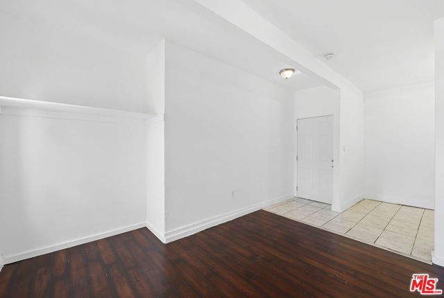 522 W Vernon Avenue, Los Angeles, CA 90037