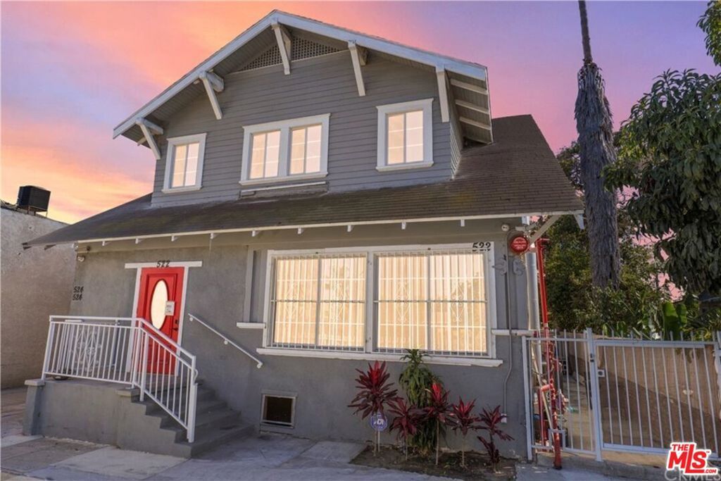522 W Vernon Avenue, Los Angeles, CA 90037
