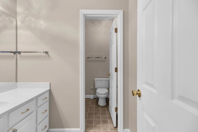 1043 Whitley Pl, Hendersonville, TN 37075