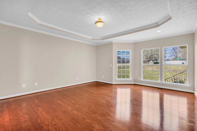 1043 Whitley Pl, Hendersonville, TN 37075