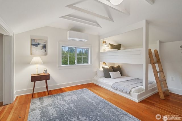 314 N 117th Street, Seattle, WA 98133
