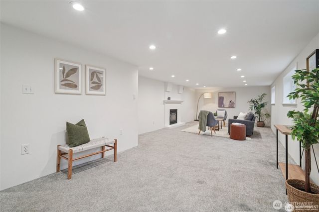 314 N 117th Street, Seattle, WA 98133