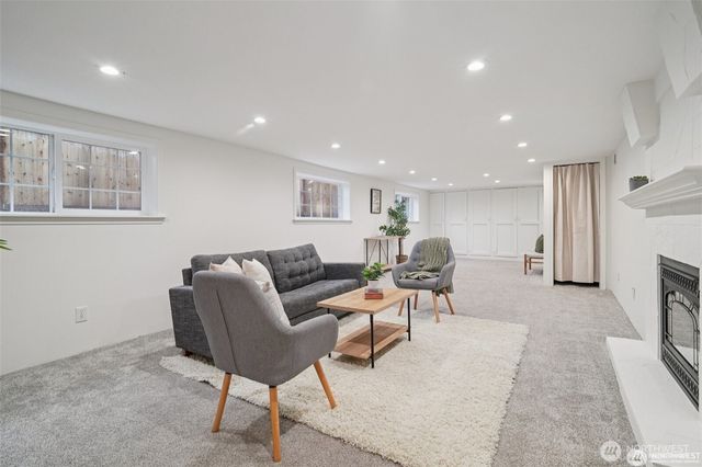 314 N 117th Street, Seattle, WA 98133
