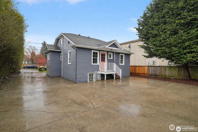 314 N 117th Street, Seattle, WA 98133