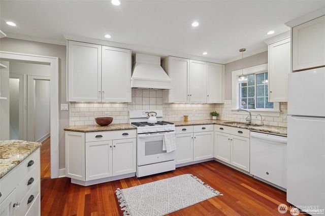 314 N 117th Street, Seattle, WA 98133
