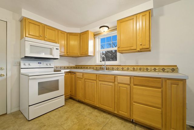 9140 W San Pierre Road, San Pierre, IN 46374