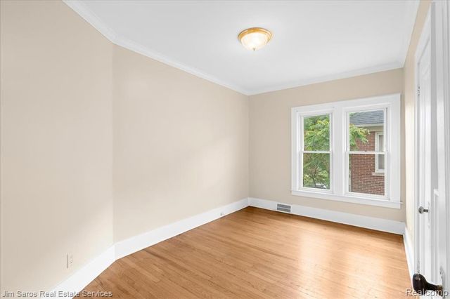 1044 Maryland Street, Grosse Pointe, MI 48230