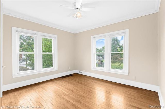 1044 Maryland Street, Grosse Pointe, MI 48230