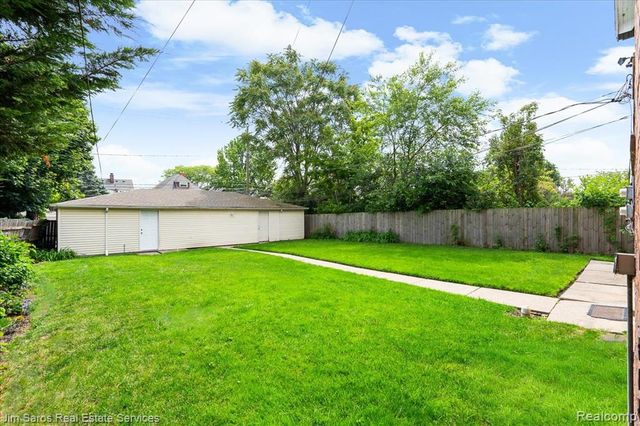 1044 Maryland Street, Grosse Pointe, MI 48230