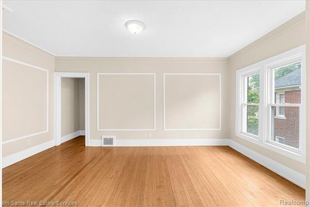 1044 Maryland Street, Grosse Pointe, MI 48230