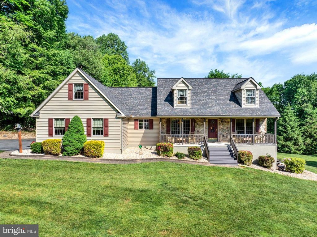 6 SHENKS WOOD CT, New Providence, PA 17560