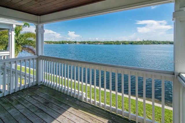205 POMPANO DRIVE SE D, St Petersburg, FL 33705