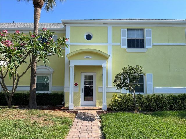 205 POMPANO DRIVE SE D, St Petersburg, FL 33705