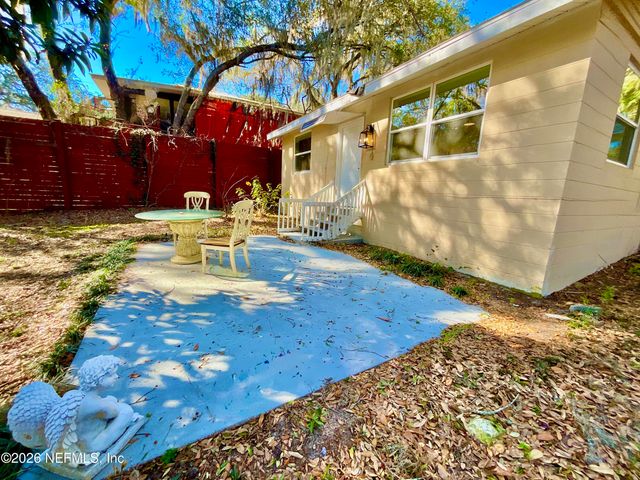 111 2ND Street, Melrose, FL 32666