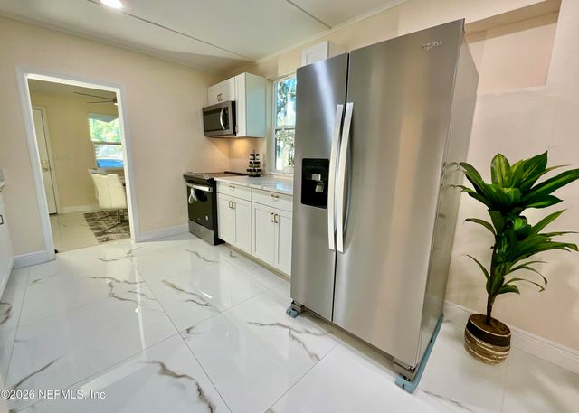 111 2ND Street, Melrose, FL 32666