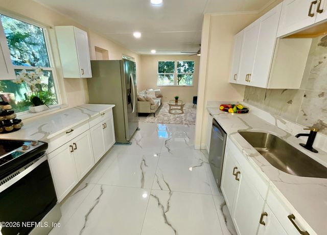 111 2ND Street, Melrose, FL 32666