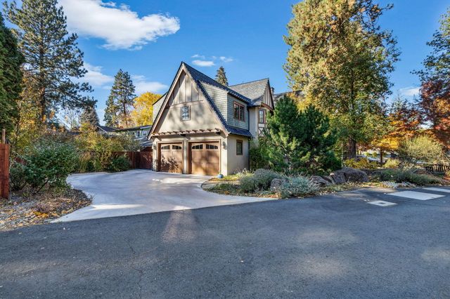 107 NW Drake Road, Bend, OR 97703