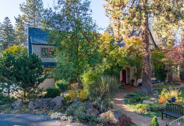 107 NW Drake Road, Bend, OR 97703