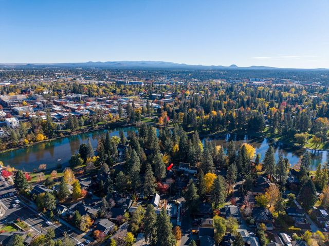 107 NW Drake Road, Bend, OR 97703