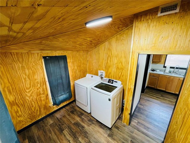 1023 AVENUE D, Haines City, FL 33844